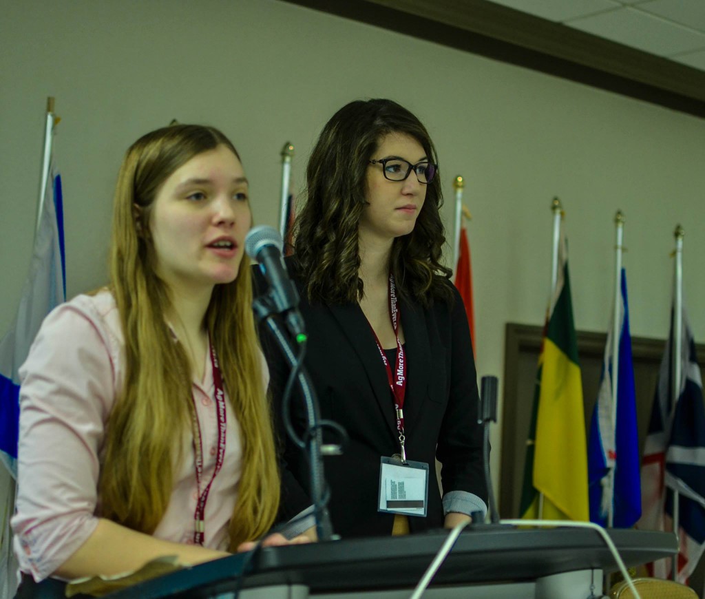 Current Quebec 4-H YAC Member Andrea Soesbergen assists with emceeing during the 4-H Canada Leadership Summit.